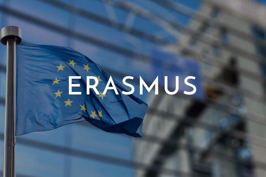     Erasmus+  